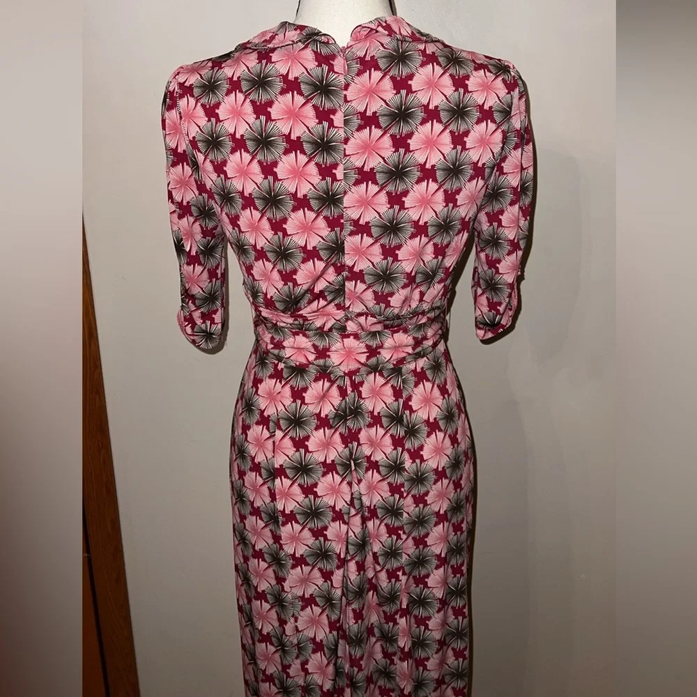 Chadwick’s dress - Picture 9 of 11